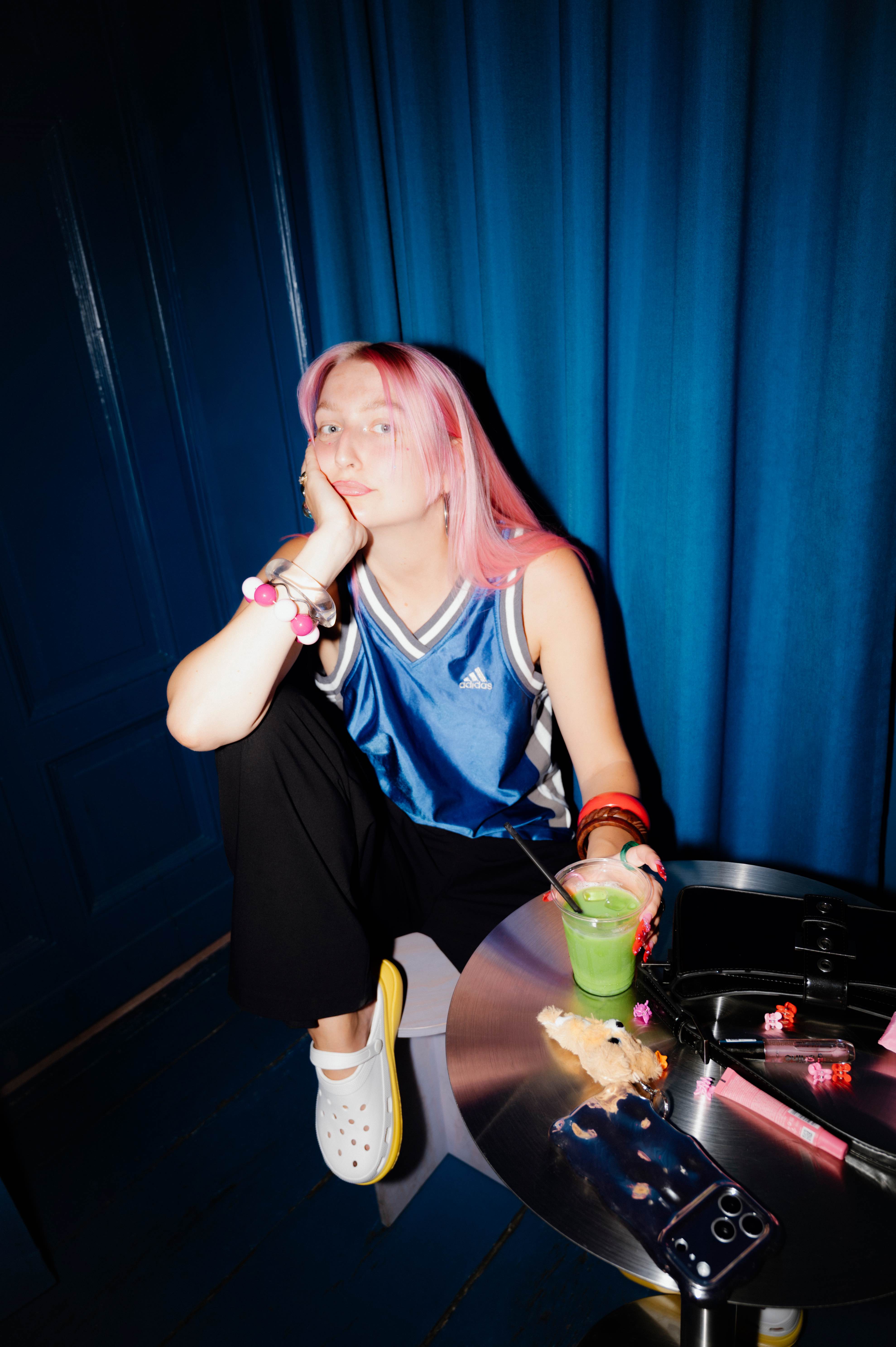 Isabelle Rogat sitting